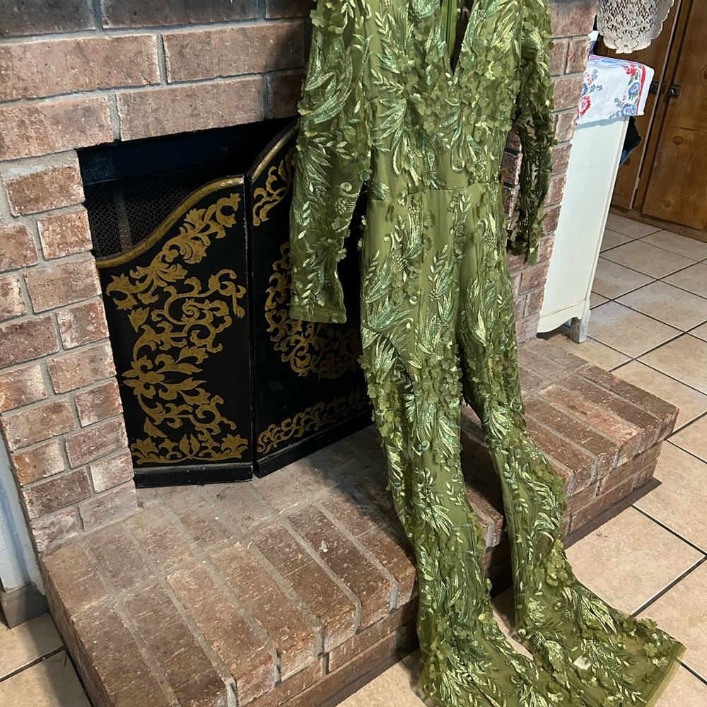 FASHION NOVA Jumpsuit Pants Dress Olive Floral Lace V-Neck Sequins Sheer S-M - Picture 5 of 10